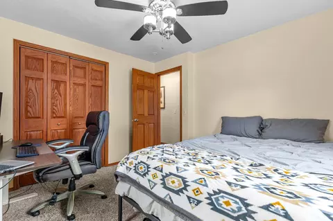 Bedroom - 1320 W Edgewood Dr, Appleton, WI 54913 photo 2 of 5
