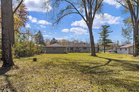 Exterior - 1320 W Edgewood Dr, Appleton, WI 54913 photo 9 of 9