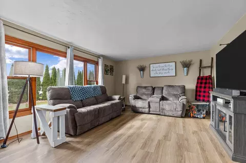 Other - 1320 W Edgewood Dr, Appleton, WI 54913 photo 3 of 12