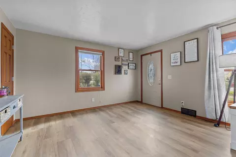 Entry Way - 1320 W Edgewood Dr, Appleton, WI 54913 photo 5 of 5