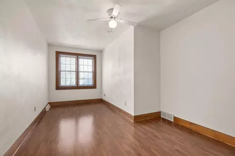 Bedroom - 808 E Mayfield Dr, Appleton, WI 54911 photo 10 of 11