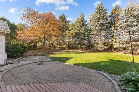 Exterior - 808 E Mayfield Dr, Appleton, WI 54911 photo 3 of 12