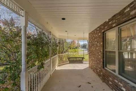 Exterior - 808 E Mayfield Dr, Appleton, WI 54911 photo 11 of 12