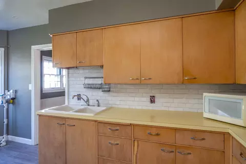 Kitchen - 1108 W Commercial St, Appleton, WI 54914 photo 5 of 5