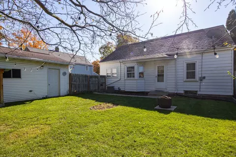 Exterior - 1108 W Commercial St, Appleton, WI 54914 photo 5 of 7