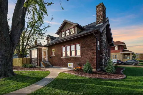 305 Cleveland St, Menasha, WI 54952