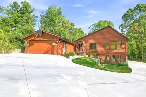 2691 Mayline Dr, Green Bay, WI 54311