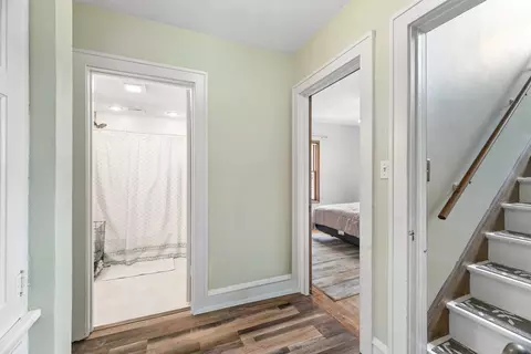 Entry Way - 421 E Brewster St, Appleton, WI 54911 photo 1 of 3