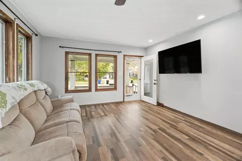 Living - 421 E Brewster St, Appleton, WI 54911 photo 2 of 4