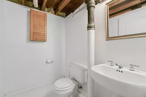 Bath - 421 E Brewster St, Appleton, WI 54911 photo 3 of 3