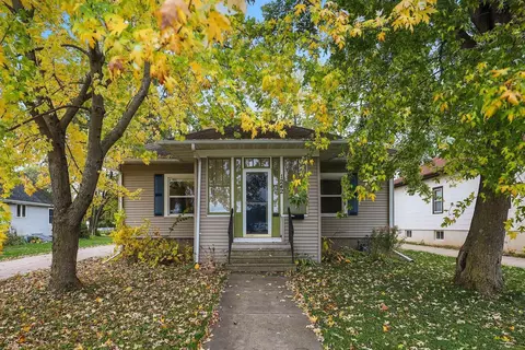 1242 Cass St, Green Bay, WI 54301