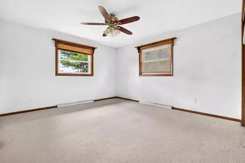 Bedroom - w4401 Pine Grove Road, Appleton, WI 54913 photo 1 of 6