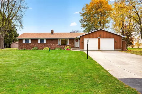 Exterior - w4401 Pine Grove Road, Appleton, WI 54913 photo 11 of 11