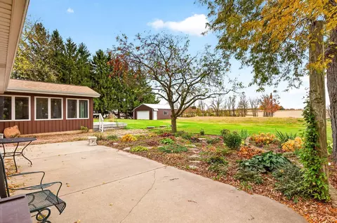 Exterior - w4401 Pine Grove Road, Appleton, WI 54913 photo 8 of 11