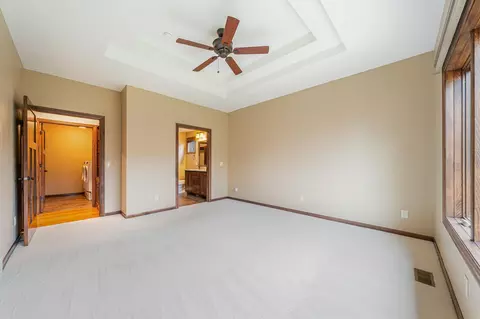 Bedroom - 5331 N Haymeadow Ave, Appleton, WI 54913 photo 5 of 9