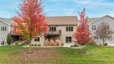 Exterior - 5331 N Haymeadow Ave, Appleton, WI 54913 photo 9 of 10