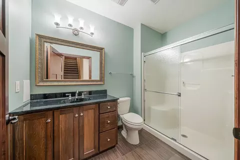 Bath - 5331 N Haymeadow Ave, Appleton, WI 54913 photo 4 of 4