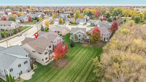 View/Area - 5331 N Haymeadow Ave, Appleton, WI 54913 photo 2 of 4