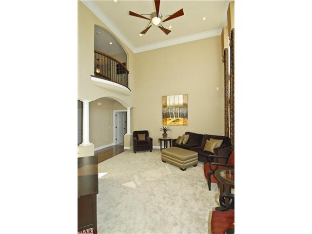 1005 Stonecastle Dr, O'fallon, MO 63366 photo 8