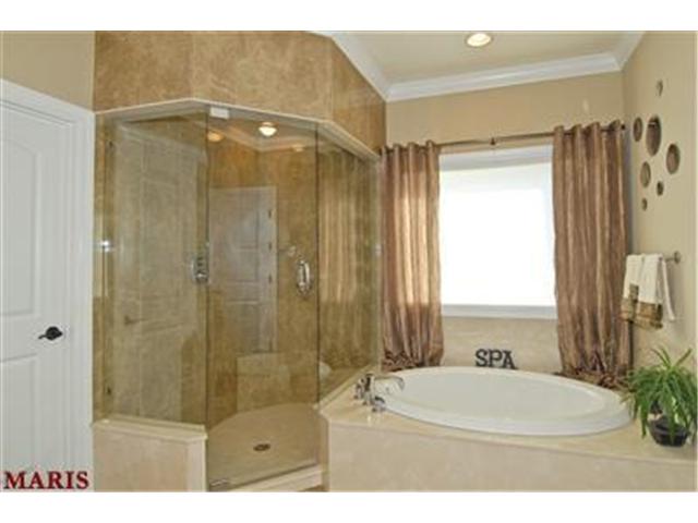 1005 Stonecastle Dr, O'fallon, MO 63366 photo 15