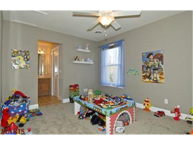 1005 Stonecastle Dr, O'fallon, MO 63366 photo 22