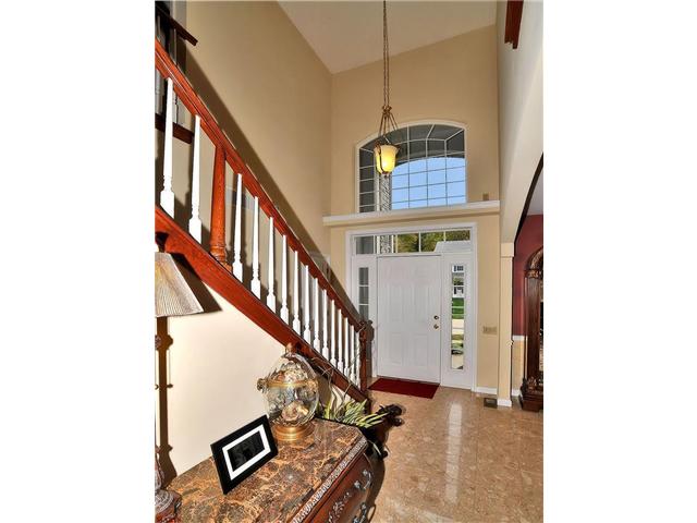 585 Legends View Dr, Eureka, MO 63025 photo 2