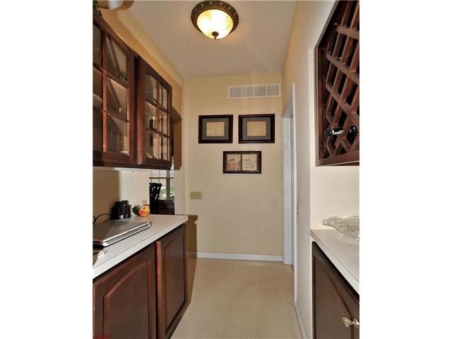 585 Legends View Dr, Eureka, MO 63025 photo 7