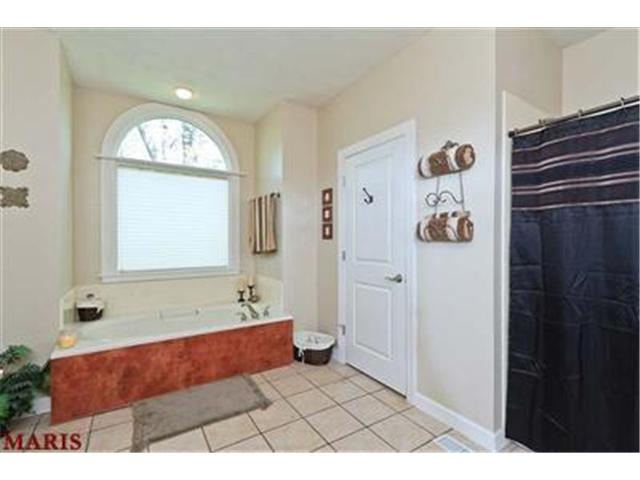 774 Southbrook Forest Ct, Weldon Spring, MO 63304 photo 24