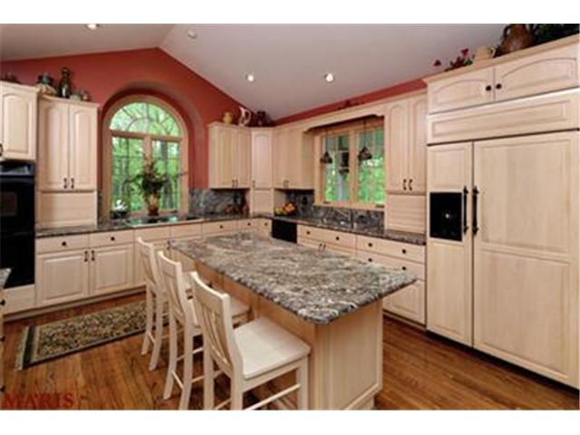 491 Rosslare Dr, Weldon Spring, MO 63304 photo 8