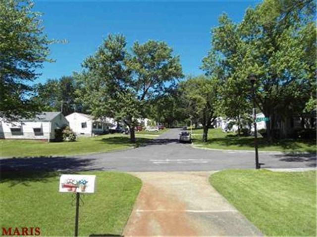 10220 Surf Dr, Saint Louis, MO 63137 photo 23