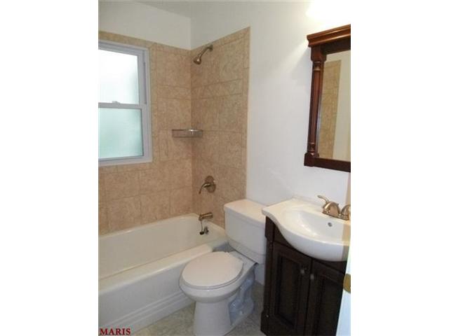 10220 Surf Dr, Saint Louis, MO 63137 photo 10