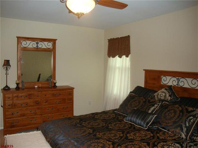 524 Wetherby Terrace Dr, Ballwin, MO 63021 photo 15