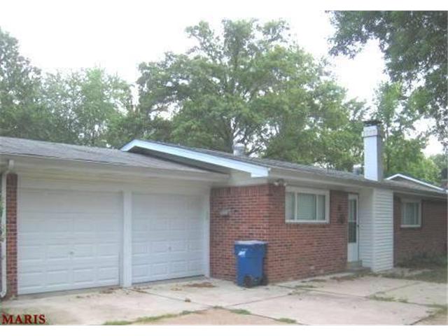 447 Brooktree Dr, Ballwin, MO 63011 photo 24