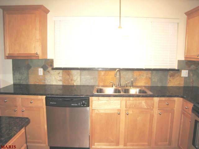 447 Brooktree Dr, Ballwin, MO 63011 photo 5