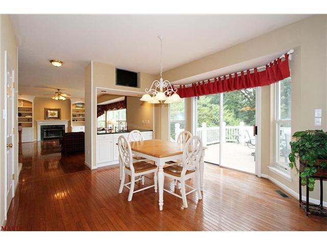809 Castle Forest Ct, Ballwin, MO 63021 photo 9