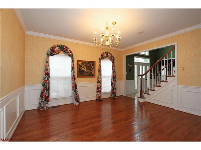 809 Castle Forest Ct, Ballwin, MO 63021 photo 5