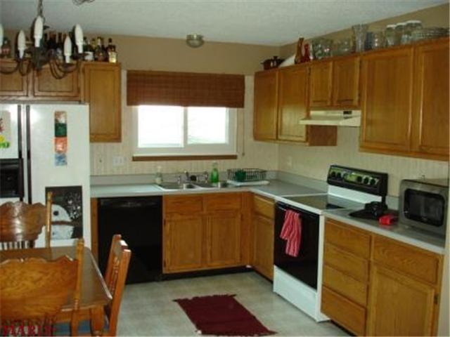 5 Linda Ln, O'fallon, MO 63366 photo 2