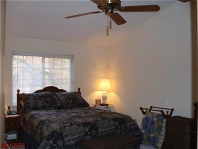 515 Echo Hill Ct, Ballwin, MO 63021 photo 11