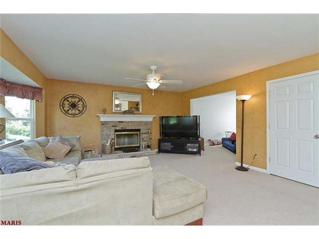 54 Hornbean Ct, O'fallon, MO 63368 photo 10