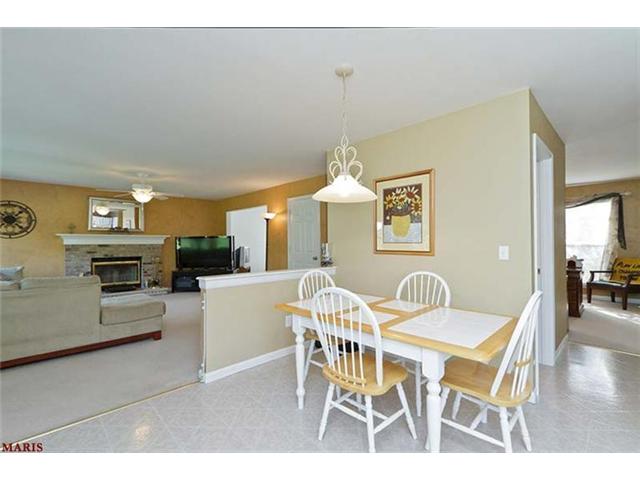 54 Hornbean Ct, O'fallon, MO 63368 photo 12