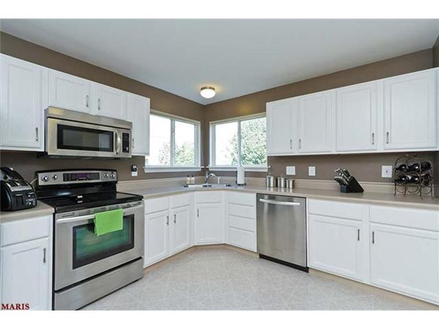 54 Hornbean Ct, O'fallon, MO 63368 photo 15