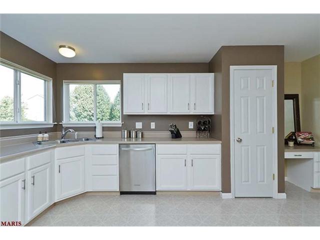 54 Hornbean Ct, O'fallon, MO 63368 photo 17
