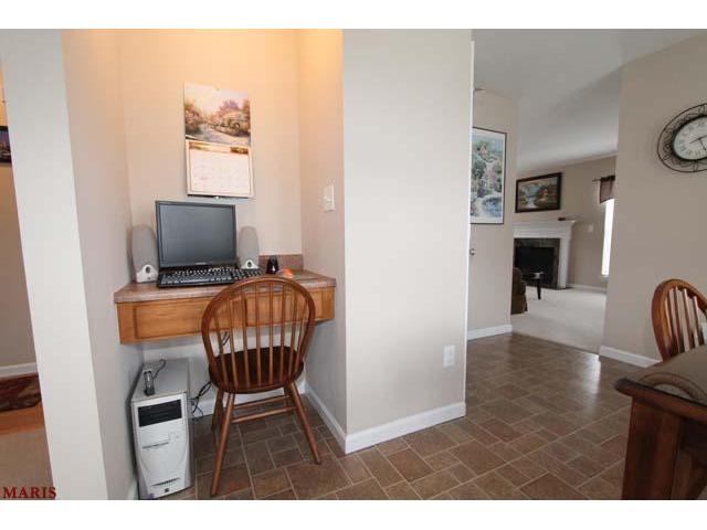 200 Spring Borough Dr, O'fallon, MO 63368 photo 9