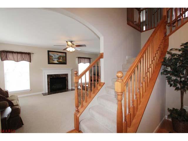 200 Spring Borough Dr, O'fallon, MO 63368 photo 3