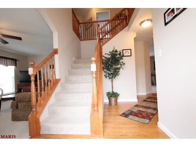 200 Spring Borough Dr, O'fallon, MO 63368 photo 2