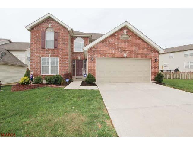 200 Spring Borough Dr, O'fallon, MO 63368 photo 1