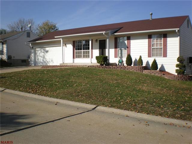 1333 Half Moon, O'fallon, MO 63366 photo 2