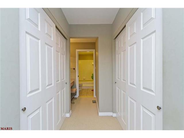 738 Ridgeview Circle Ln, Ballwin, MO 63021 photo 12