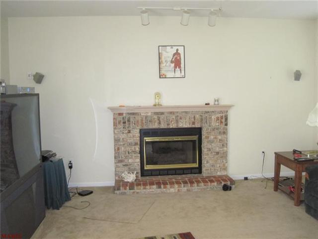 728 Longfellow Cir, O'fallon, MO 63366 photo 12