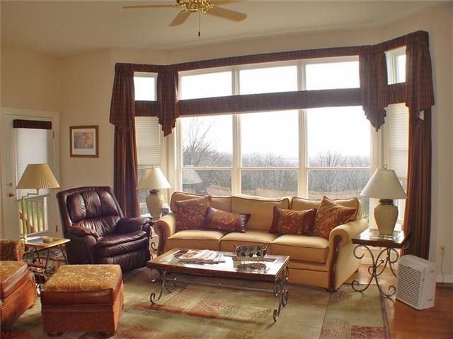 223 Summit Rdg, Weldon Spring, MO 63304 photo 8